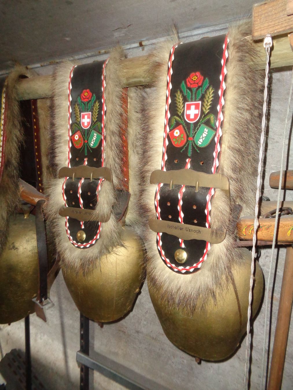 Campanacci mucche: 2 Glocken – Usato da Ernetschwil venduto da Oldie0
