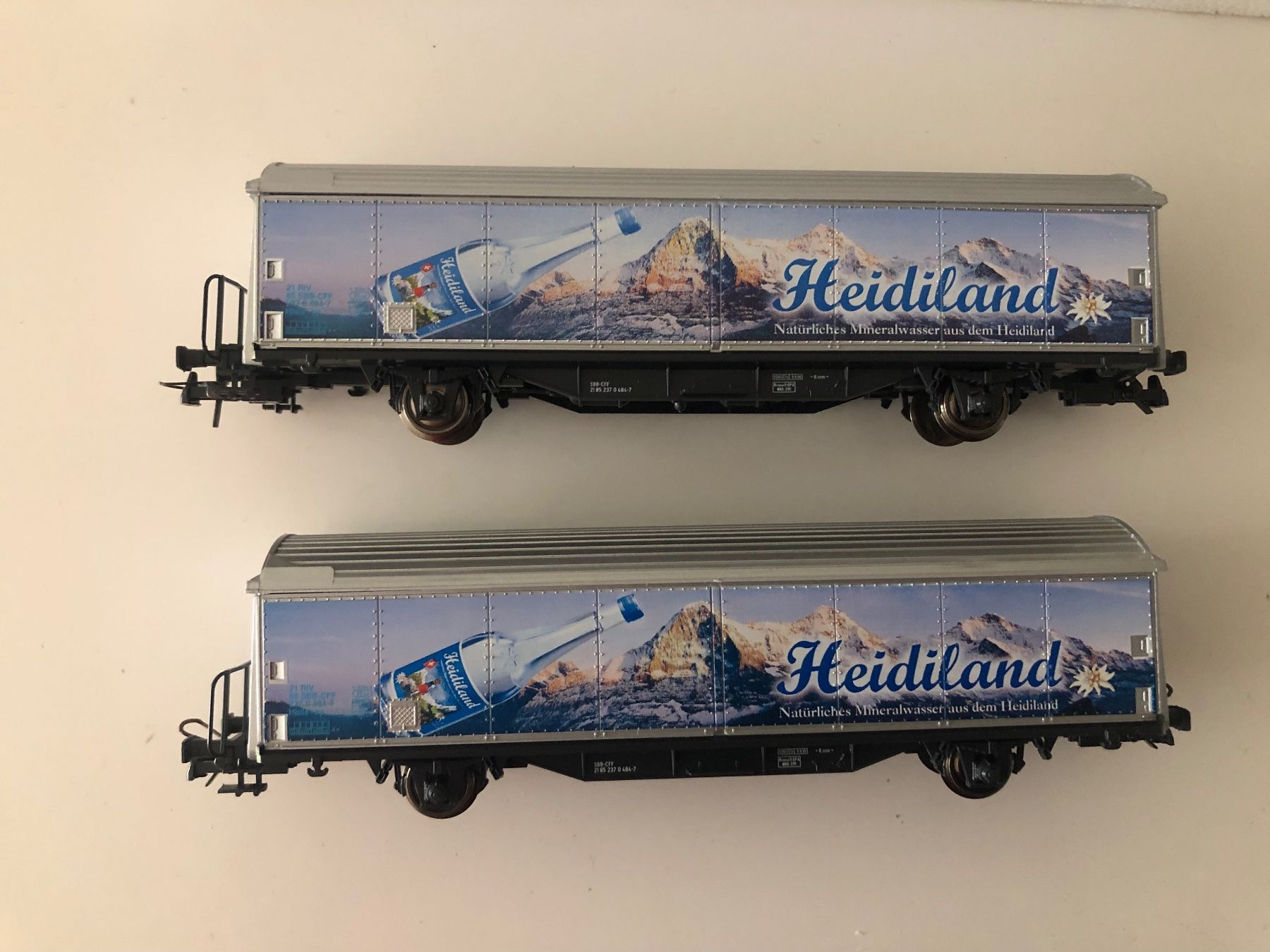 Roco Modellini di ferrovie: Roco 47612 2er Set Heidiland NEU – Nuovo e nell'imballaggio originale da Ostermundigen venduto da Garmin03 2