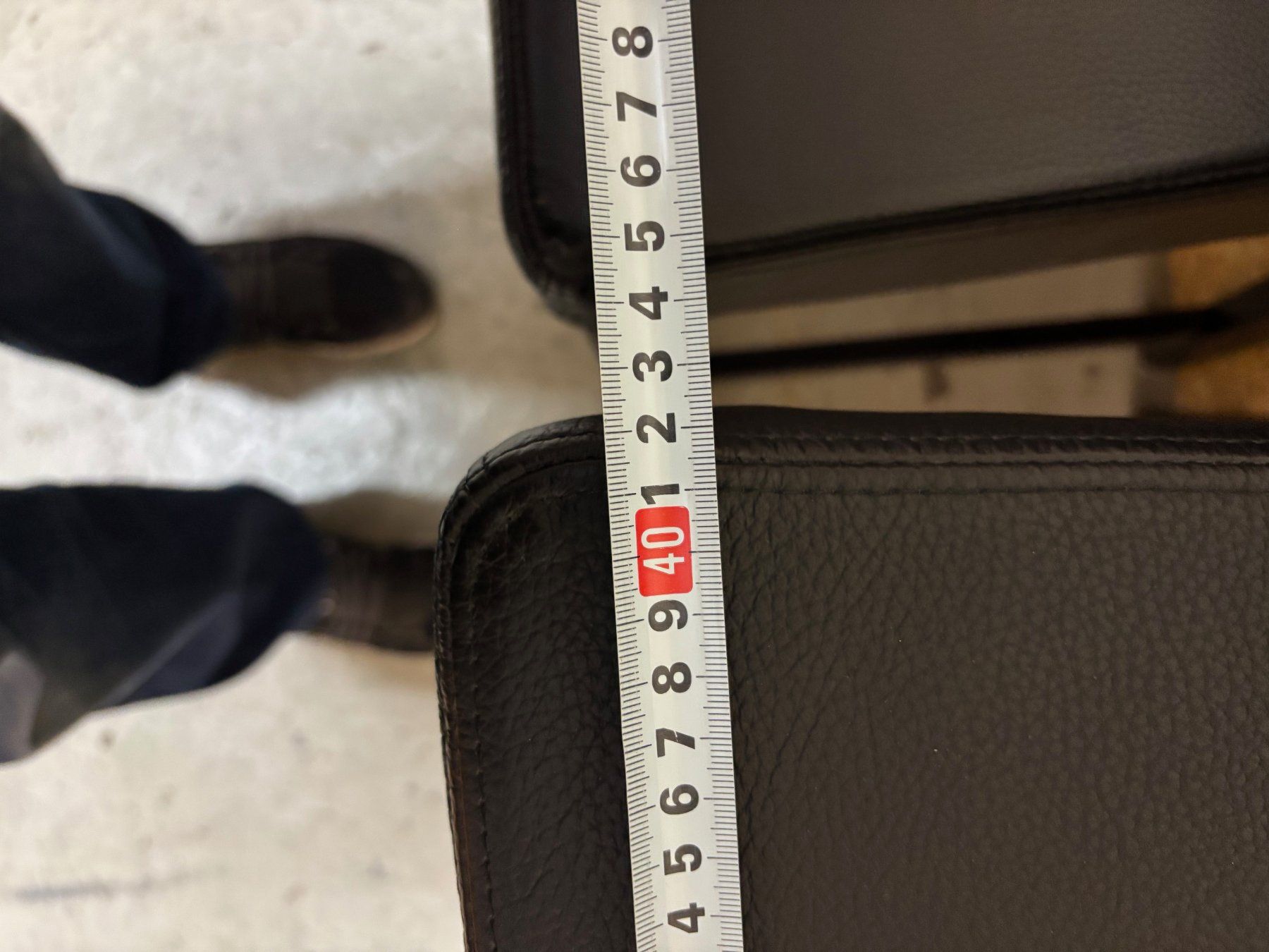 Sedie: 4x Leder Barstühl – Usato da Zug venduto da Deks 5