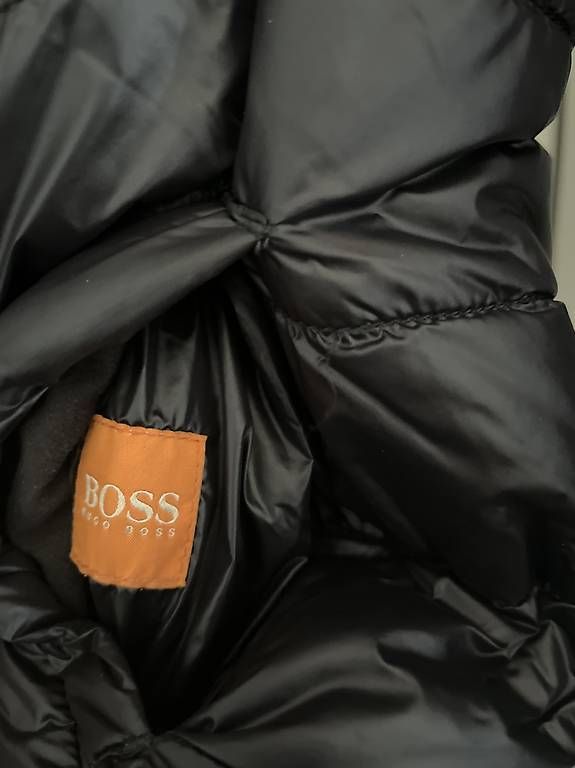 Giacche: Wendejacke Boss Orange Gr. 38 – Usato da Liestal venduto da Schatzsucher90 2