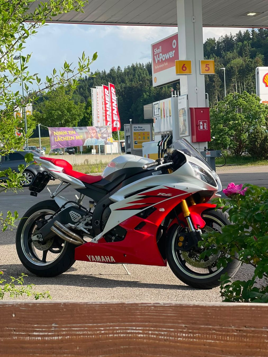 Yamaha Strada: Yamaha r6  – Usato da Kreuzlingen venduto da Bmw06 7