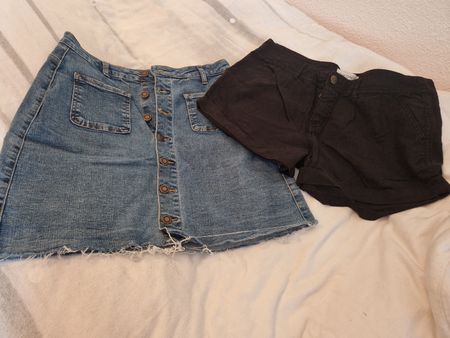 Jeansrock und Short M