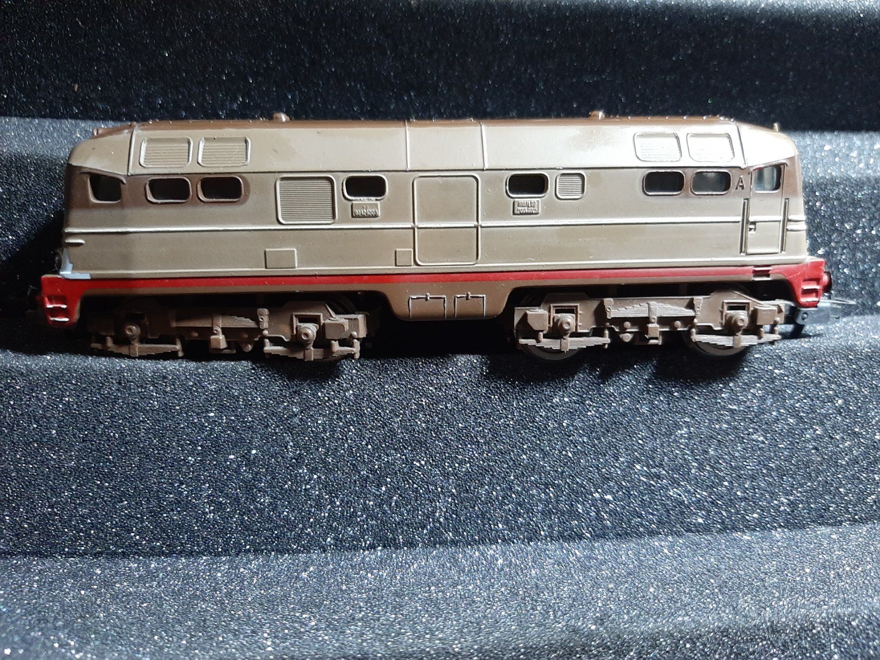 Lima Modelleisenbahnen: LIMA REF.4 – Gebraucht aus Avully von RIVALIS