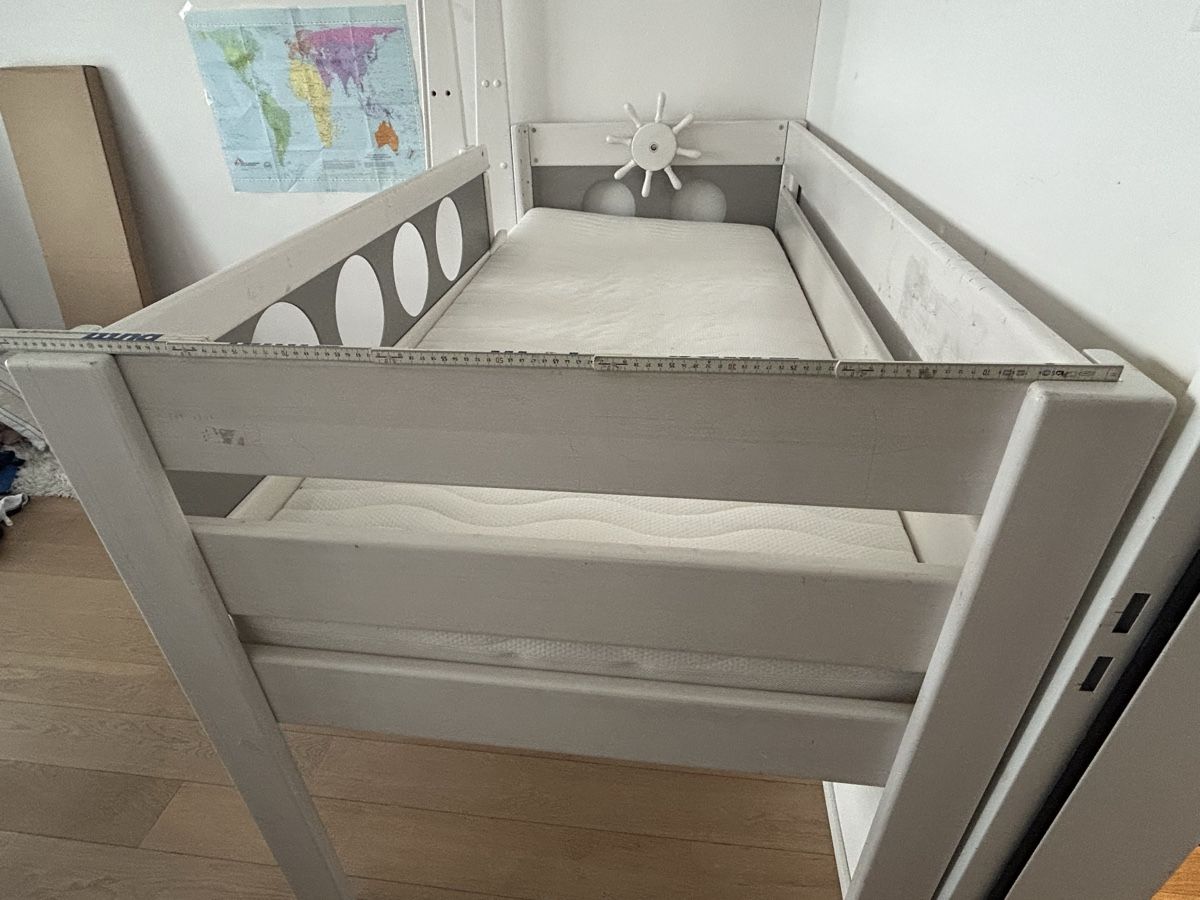 Letti: Super stabiles Hochbett mit Matratze – Usato da Samstagern venduto da mini22 1