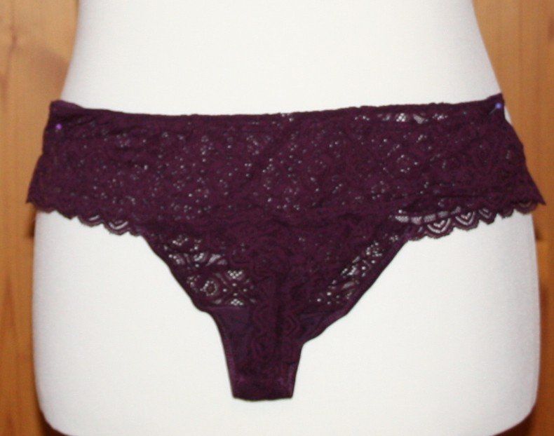 Altra biancheria intima: Hose violett Gr. L (47) – Usato da Flüelen venduto da Diversicum-Textil 1