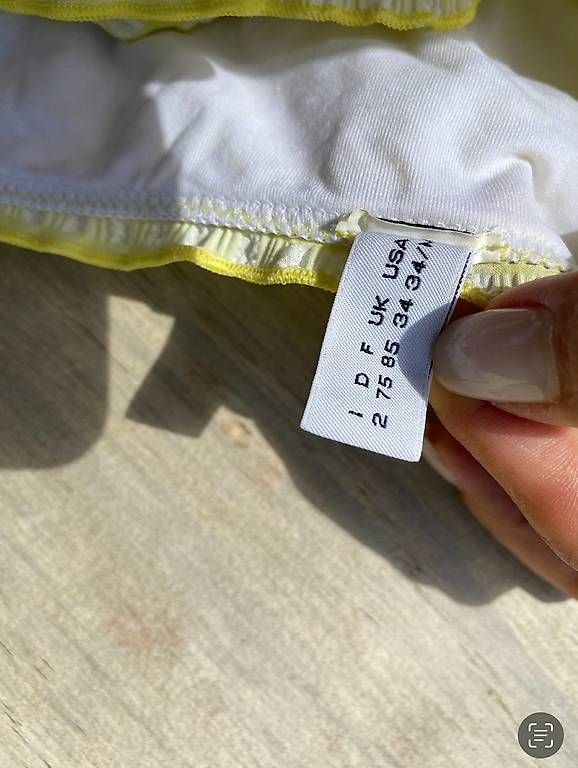Maillots de bain & Bikinis: Moschino Bikini, gr.Cup C/ 34 – D'occasion à Hofstetten SO par Katharina_Nina_Nina 2
