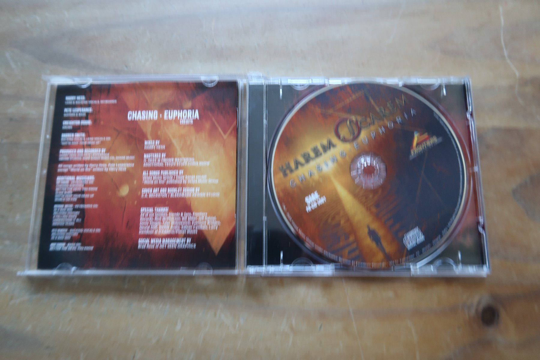 CDs: HAREM SCAREM - CHASING EUPHORIA - MELODIC ROCK CD – D'occasion à Basel par Patiscat 3