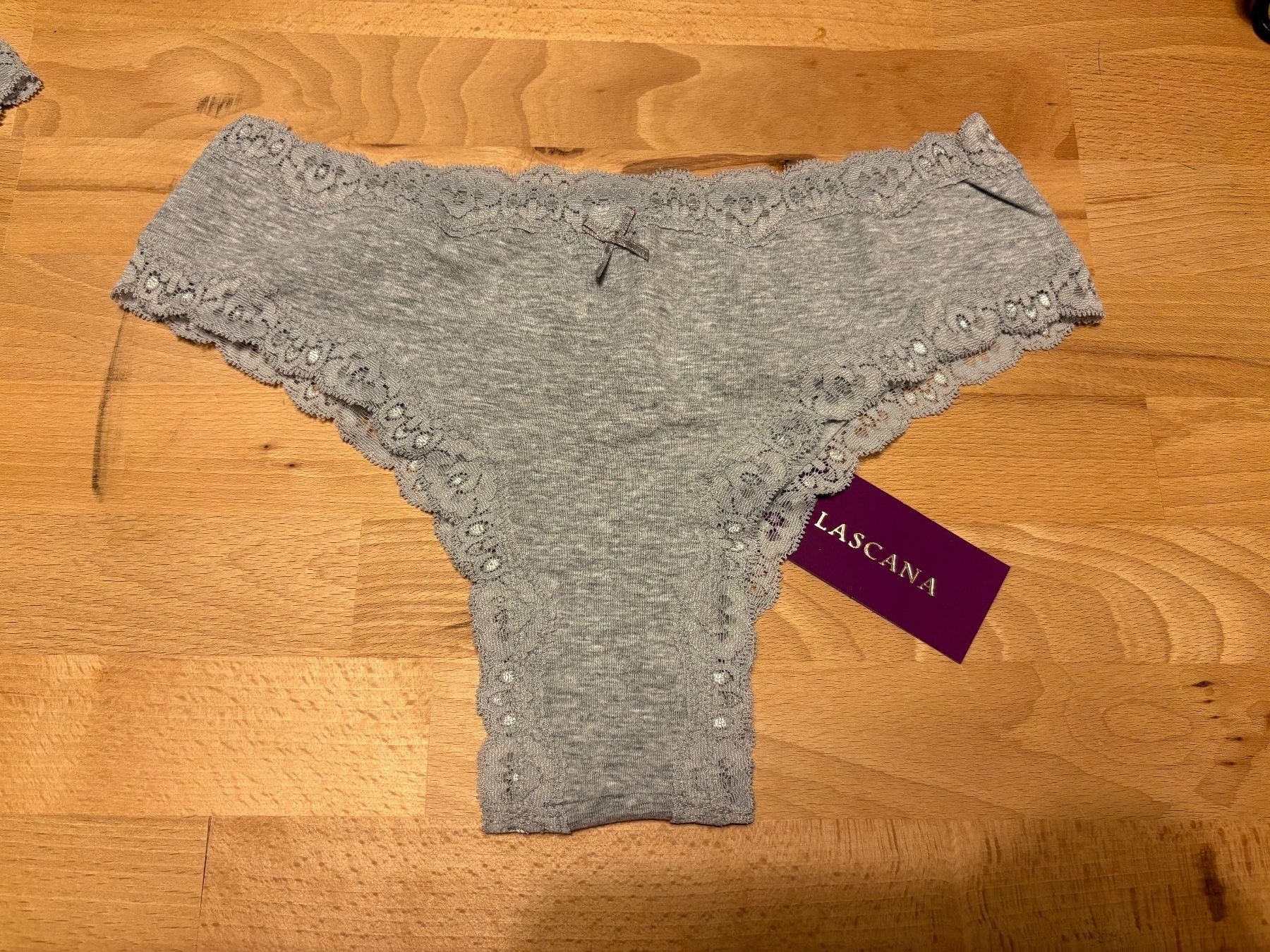 Lascana Altra biancheria intima: 3er Pack Lascana String Tanga Grau Neu Gr. 36/38 – Nuovo e nell'imballaggio originale da Holziken venduto da Fisherpoint_Gonseth