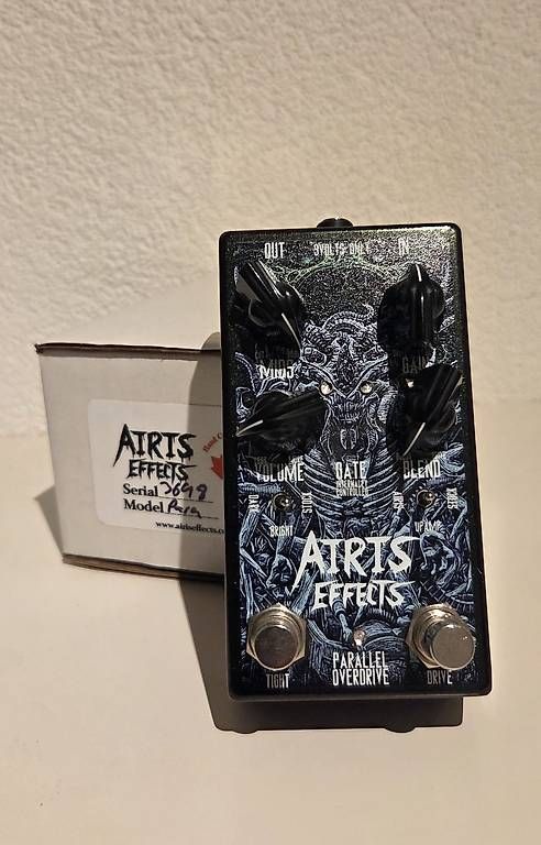 Strumenti musicali: Airis Effects Parallel Overdrive – Usato da Altnau venduto da almendro