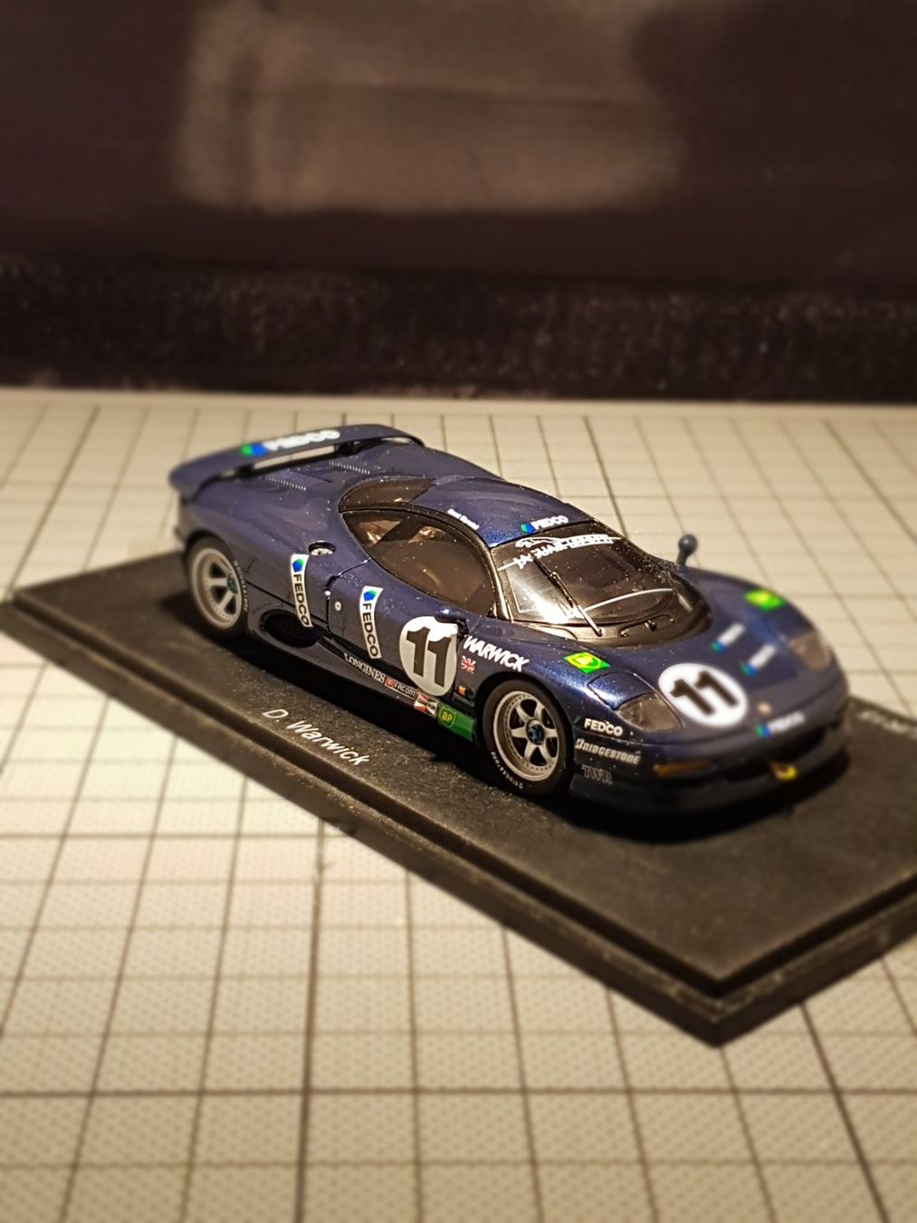 Jaguar Modellini d'auto: Jaguar XJR 15 #11 – Nuovo e nell'imballaggio originale da Chézard-St-Martin venduto da AlPat-Collections 2