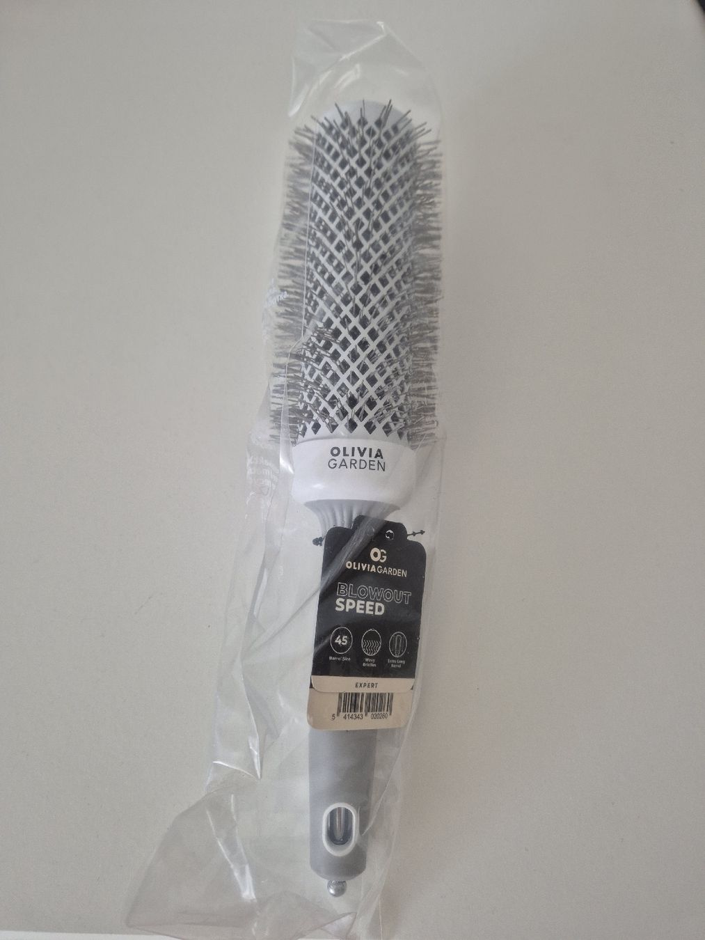 Altro per la cura dei capelli: OLIVIA GARDEN Rundbürste – Nuovo e nell'imballaggio originale da Niederhelfenschwil venduto da usa001