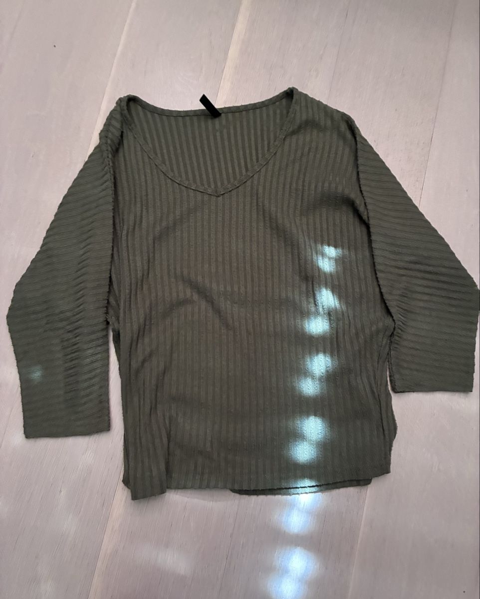 Lotti di vestiti: 8 Damen Basic Oberteile diverse Marken Grösse S/M – Usato da Lostorf venduto da kroeste 6