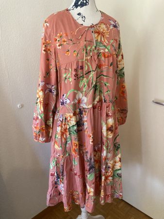Zara Kleid, Grösse L, Blumenmuster, Top Zustand!
