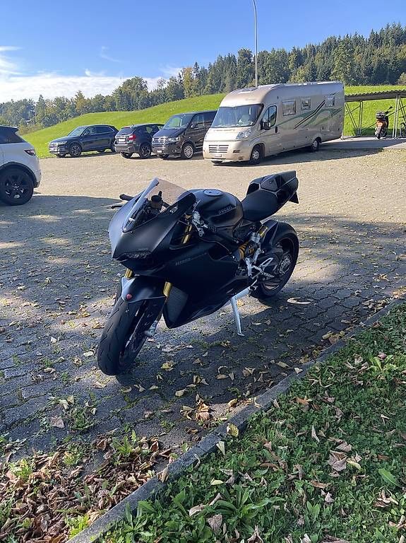 Ducati Route: Ducati Panigale 1199s – D'occasion à Alpnachstad par Mtk96 1