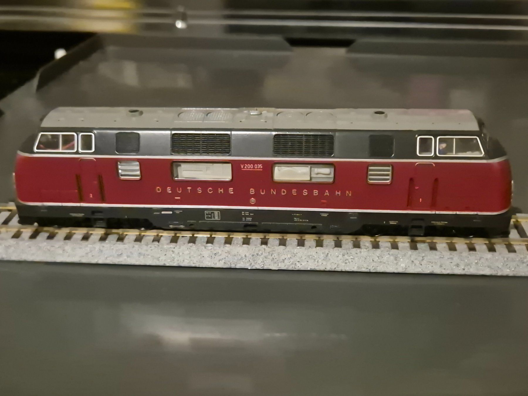 Roco Modellini di ferrovie: Roco Lokomotive – Usato da Nendeln venduto da dresinle