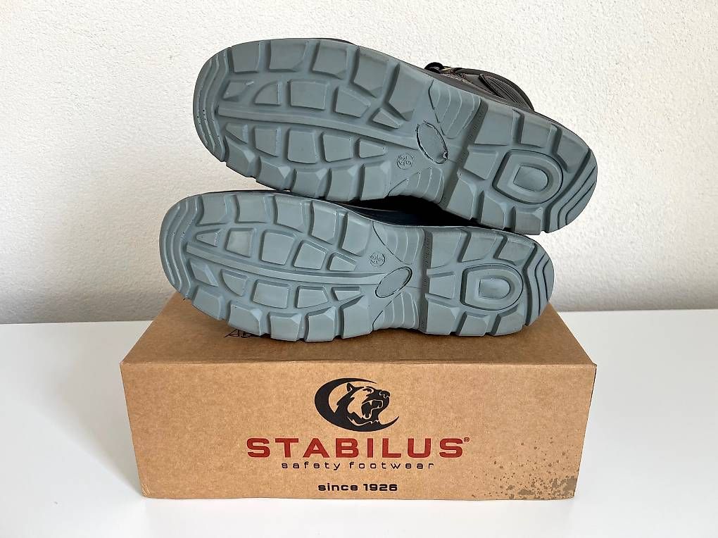 Scarpe da uomo: Neue S3 Winter Sicherheitsstiefel - Gr. 43 – Usato da Biel/Bienne venduto da lef_2jnx 3