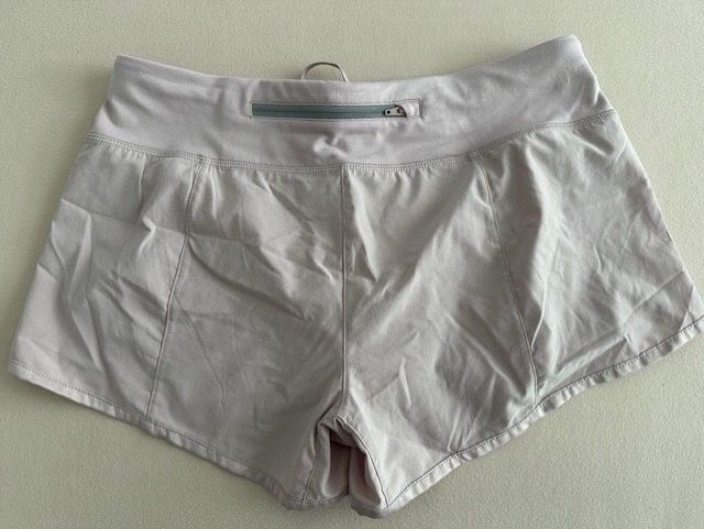 Pantaloni: Running shorts – Usato da Dallenwil venduto da ZD2019 3