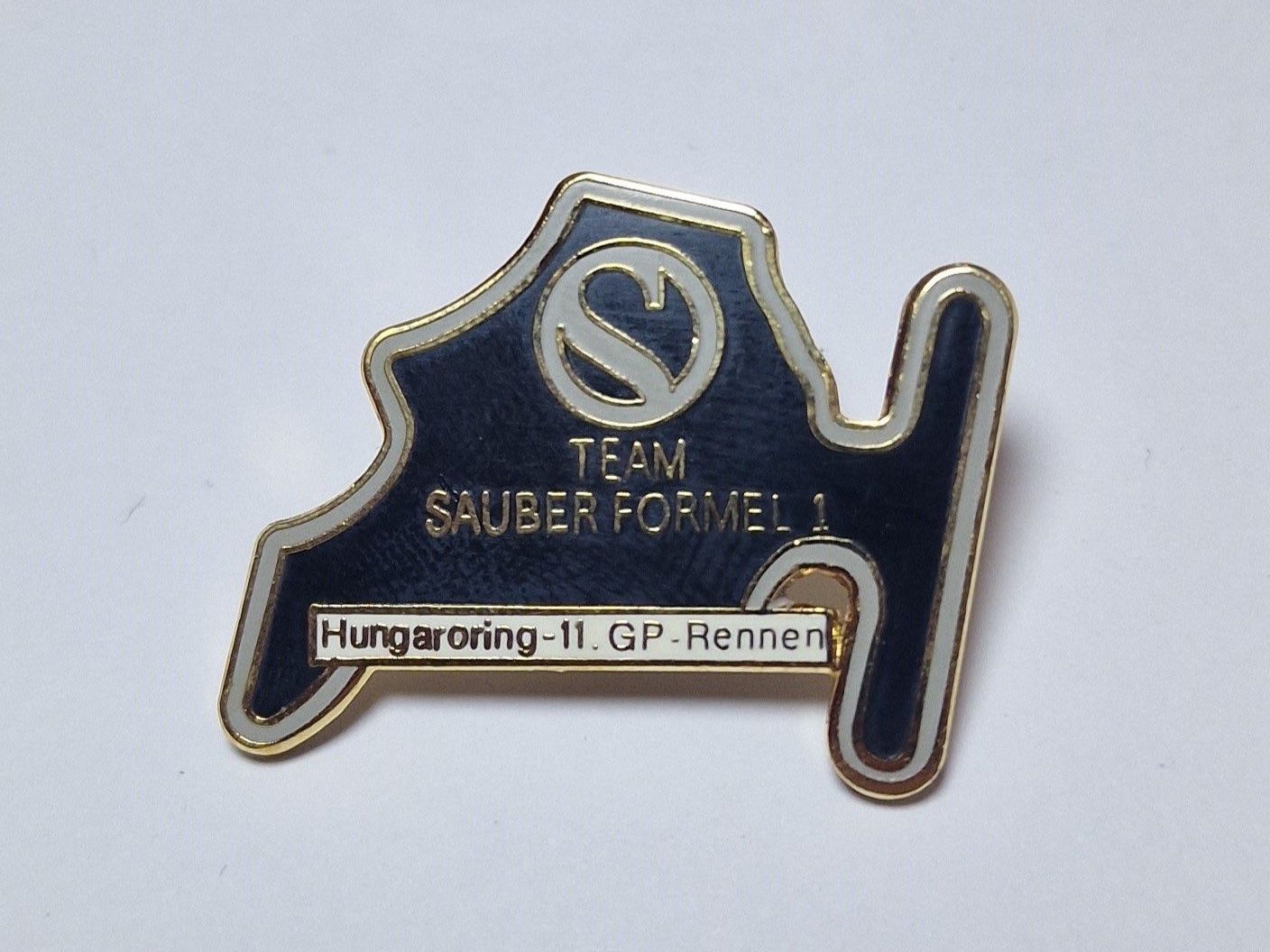Placchette & Badge: Formel 1 Team Sauber Rennstrecken Pin's – Usato da Mitlödi venduto da Raphy1996 2