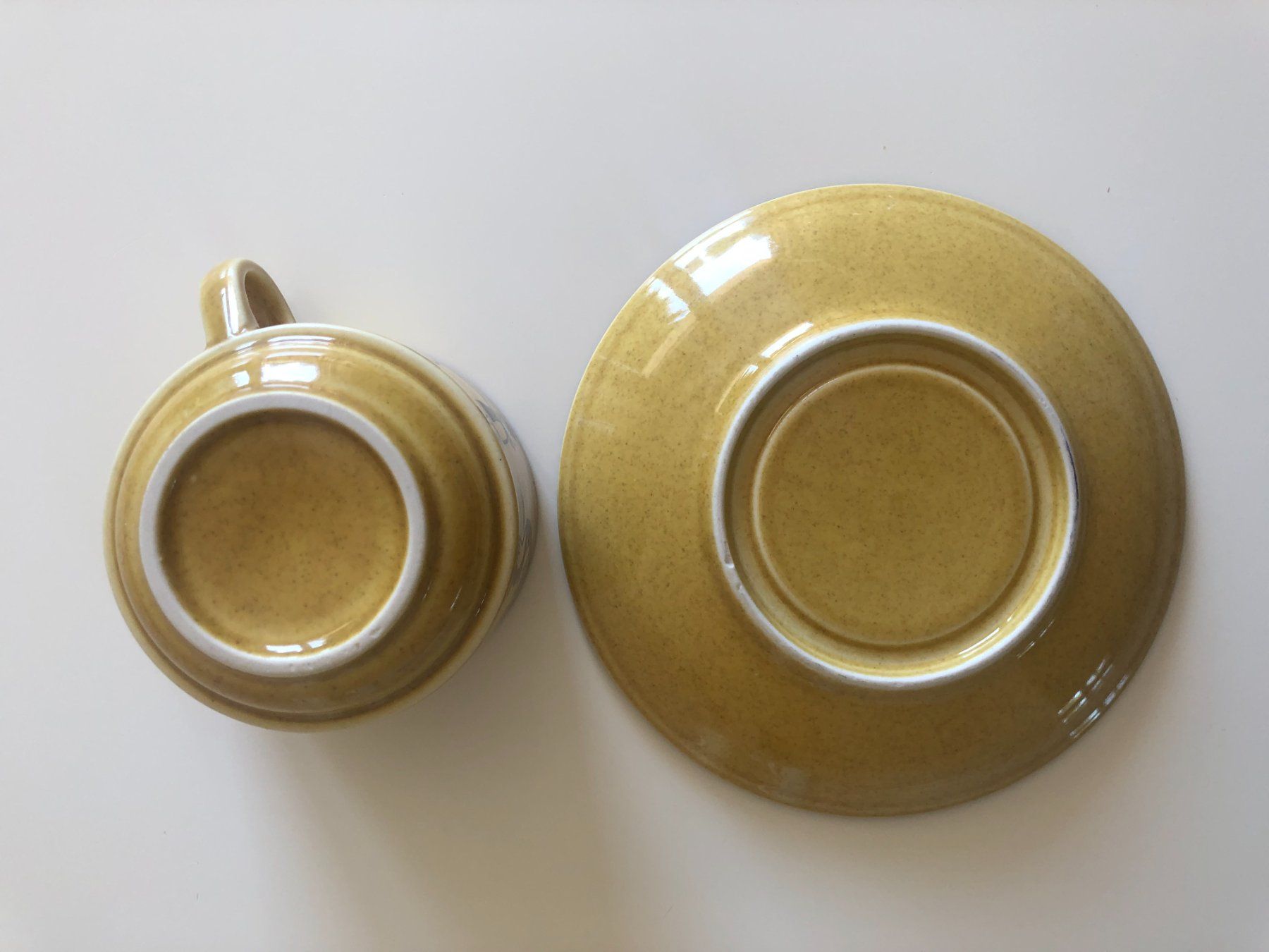 Rössler Tassen: Kaffeetasse Folklore von Rössler – Gebraucht aus Bassersdorf von sammelfloh 4
