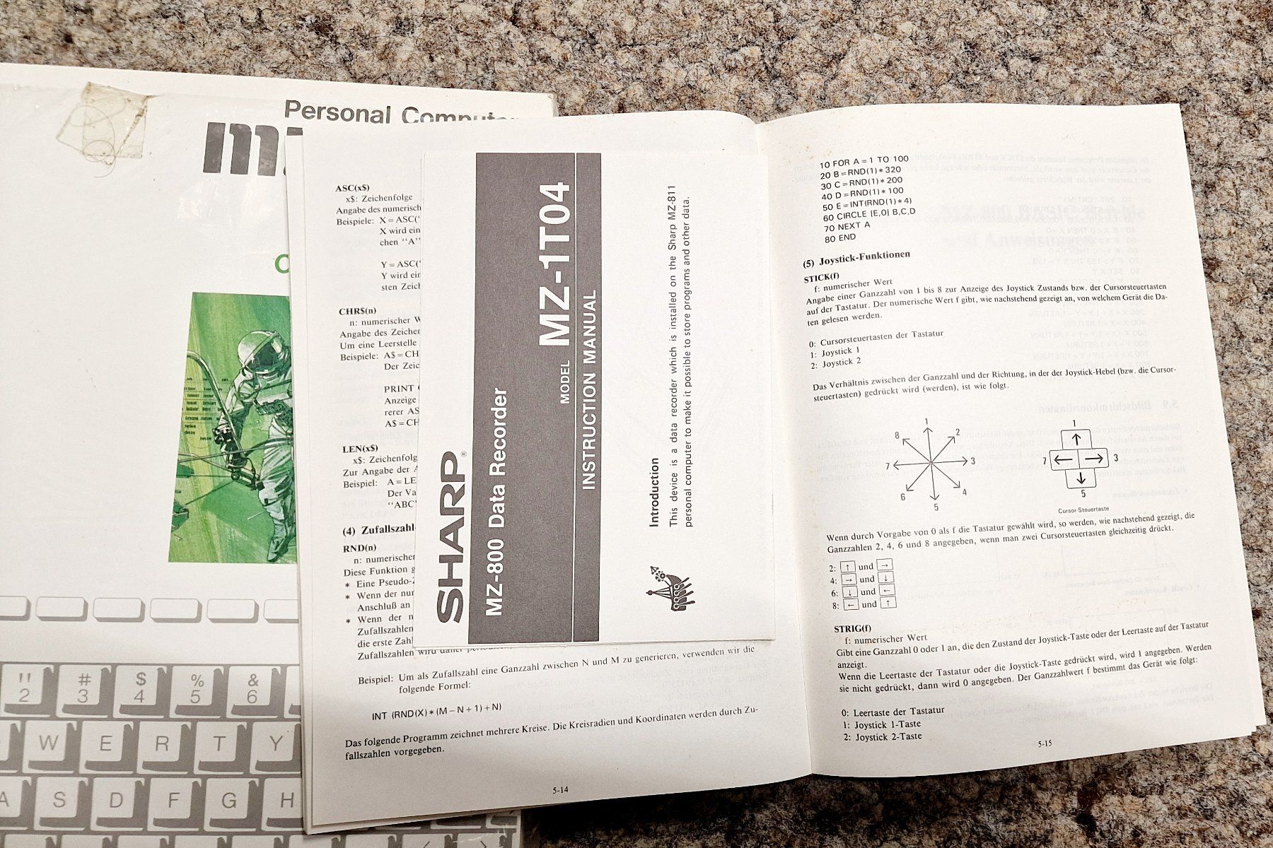 Commodore PCs: 2x Sharp MZ-800 Computer Handbuch – Gebraucht aus Reinach BL von  2