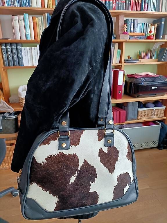 Taschen für Damen: Exklusive Ledertasche – Gebraucht aus Zug von Sabina0 1