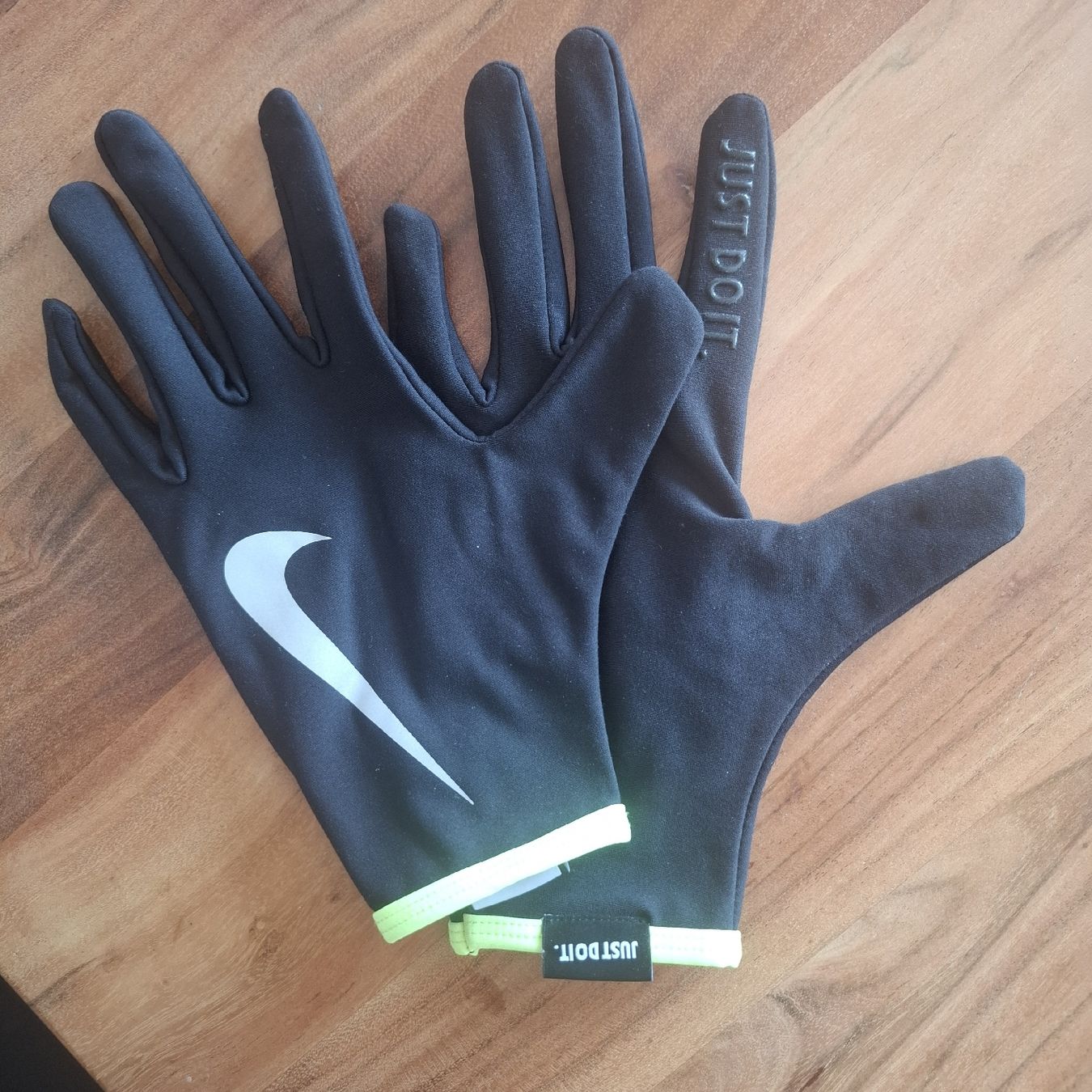Nike Gants & mitaines : Nike Running Handschuhe Gr.M – Neuf (Voir description) à Gondiswil par car_fqt8 1