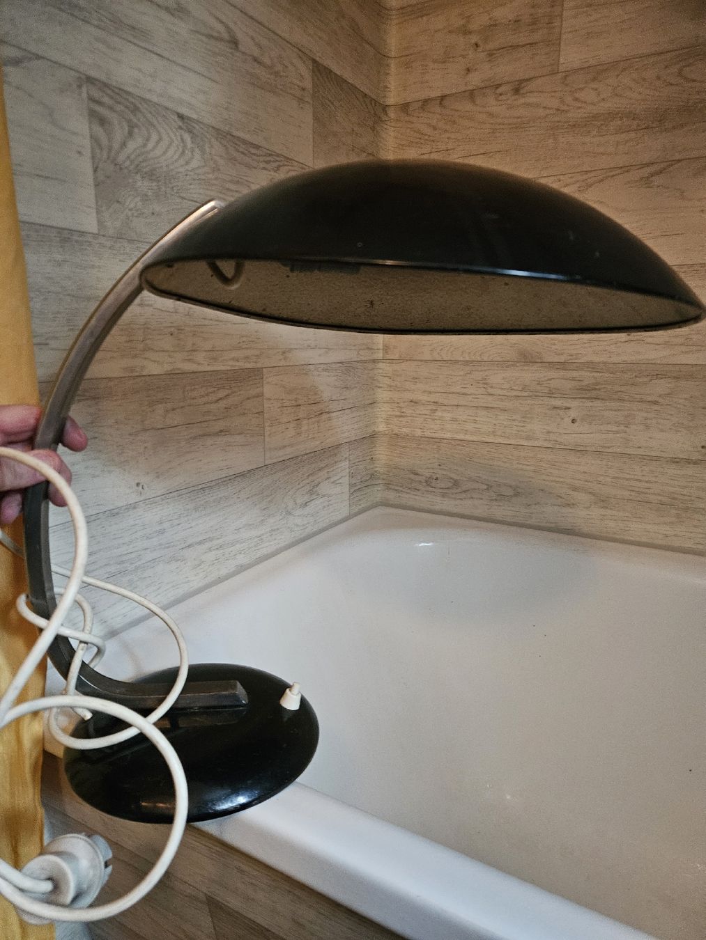 Lampes: tischlampe bauhaus – Défectueux à Schwellbrunn par Omega-alpha
