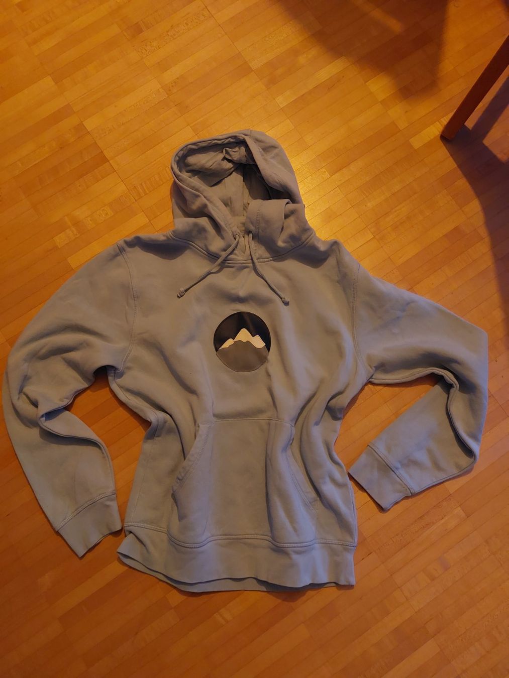 Maglioni & Felpe: Hoodie mit quietschender Funktion S – Usato da Zürich venduto da zuz_9qry