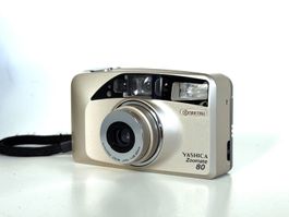 Yashica Zoomate 80 analoge Kompaktkamera