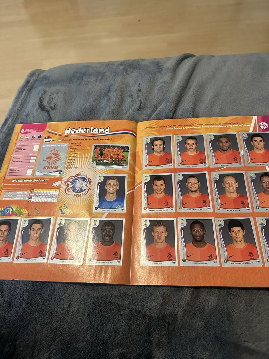 Panini Album: Panini Album Brazil 2014 – Usato da Thun venduto da diddle76 3