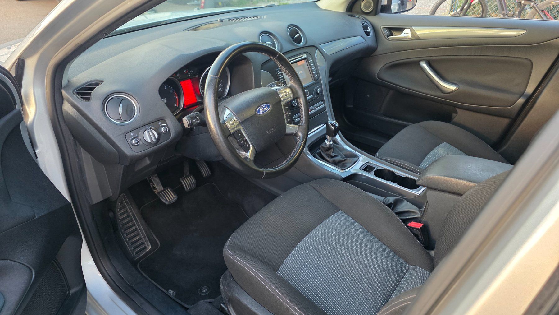 Ford Automobili: Ford Mondeo 1.6 SCTi – Usato da Arbon venduto da Tropxe. 4