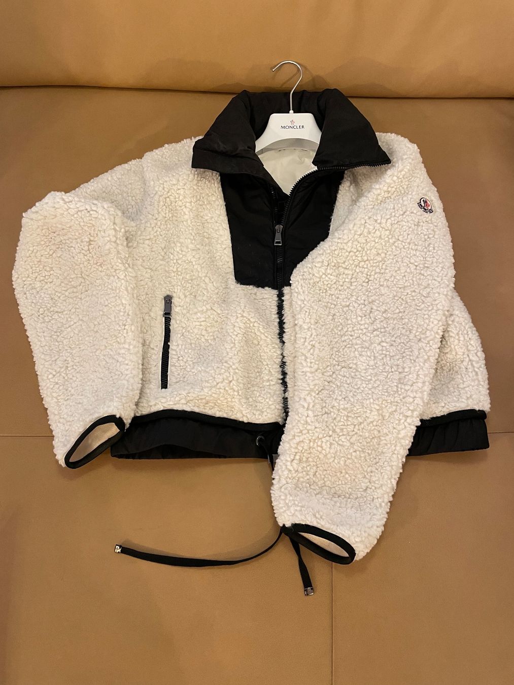 Moncler Giacche: MONCLER Teddy Jacket – Usato da Corcelles NE venduto da gingerbrain