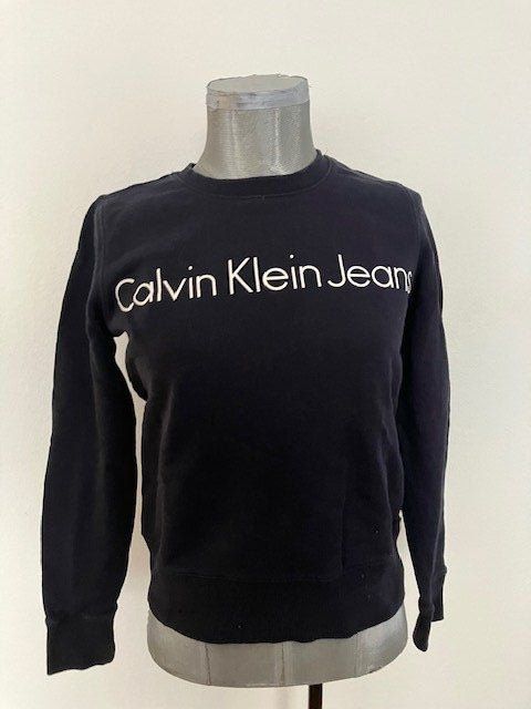 Calvin Klein Pullover & Sweatshirts: Pull Calvin Klein Jeans XS Bleu marin – Gebraucht aus Marin-Epagnier von rchouchouu
