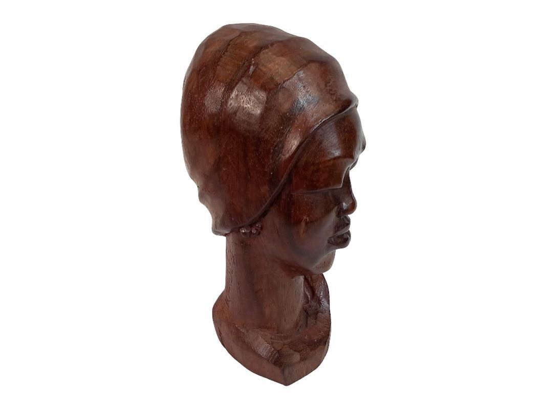 Skulpturen & Statuen: Handgeschnitzte Holz-Büste einer Frau – Gebraucht aus Hünenberg von Restwert_Zug 3