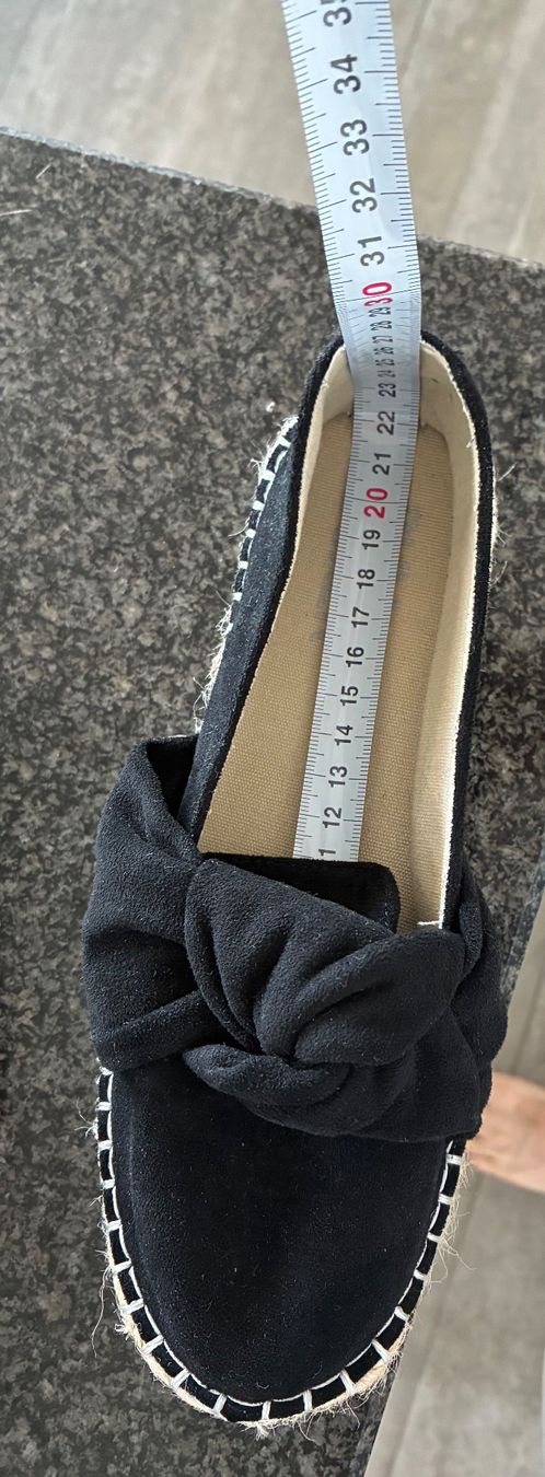 Scarpe da donna: Espadrilles Schwarz mit Schleife, Grösse 36 – Usato da Gelterkinden venduto da Kikierenda 5