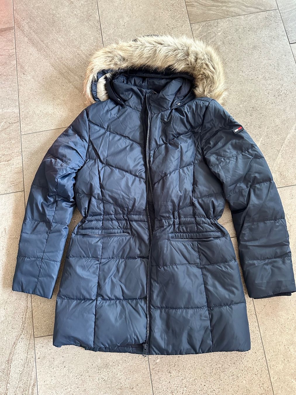 Tommy Hilfiger Giacche & Cappotti: Daunenjacke Hilfiger – Usato da Ebikon venduto da nat_jzh5