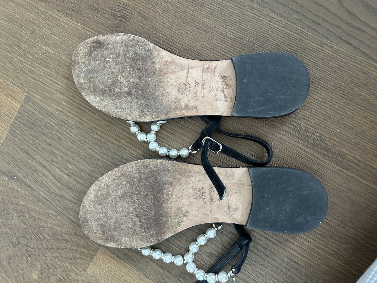 Navyboot Damenschuhe: Navyboot sandals size 38 black  – Gebraucht aus Epalinges von kat_lyp6 2