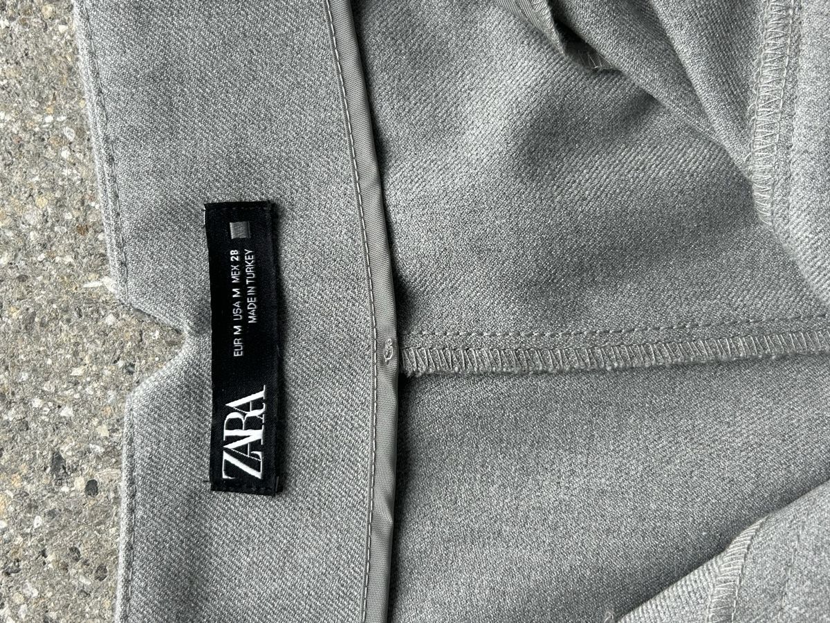 Zara Pantaloni: Graue elegante Stoffhose Gr. M – Usato da Aarau venduto da megandris 2