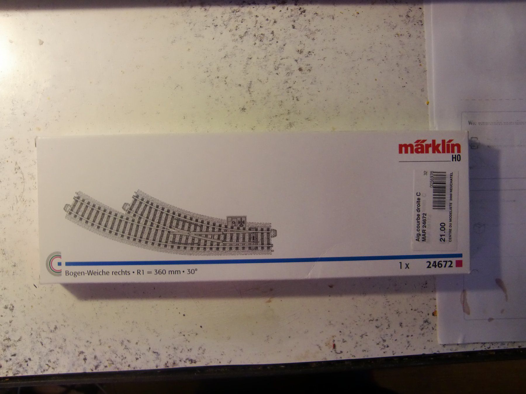 Märklin Modelleisenbahnen: Märklin Bogenweiche rechts Radius 360 mm 24672 – Neu und originalverpackt aus Obergerlafingen von danibutton
