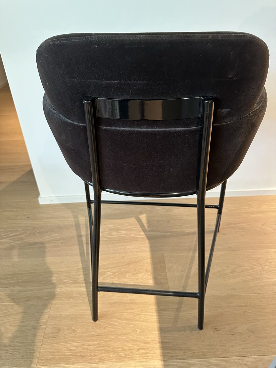Sgabelli: CB2 Azalea Mink Counter Stool – Usato da Herrliberg venduto da MKBimport 2