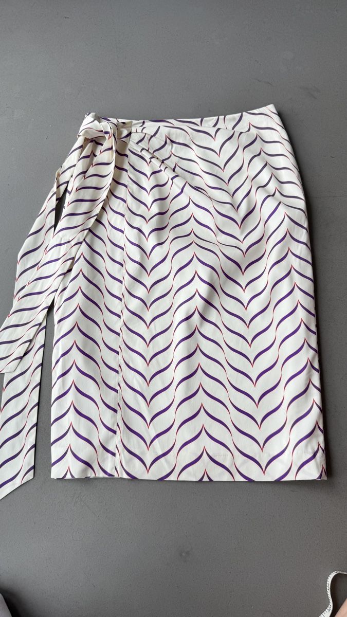 Gonne: Mourjjan Silk Skirt, Size 36, Purple Wave Pattern New – Nuovo (secondo la descrizione) da Zürich venduto da xs_s_artikel