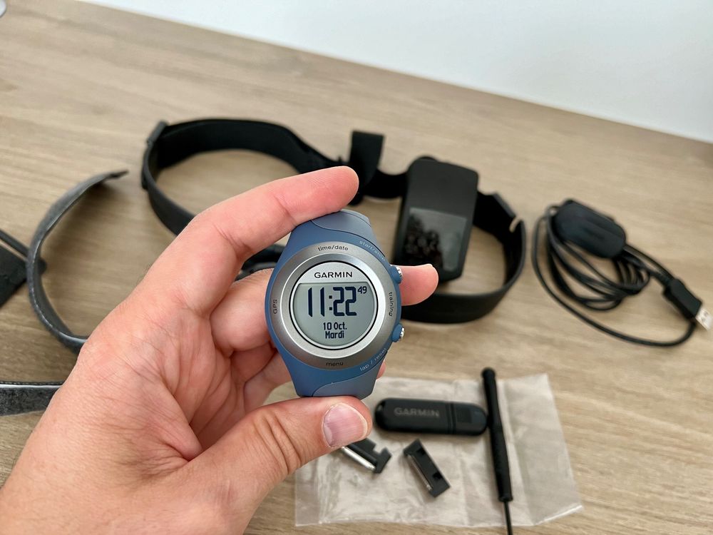 Montre GPS Garmin Forerunner 405 - Sport Running - Noire - Excellent état - Occasion