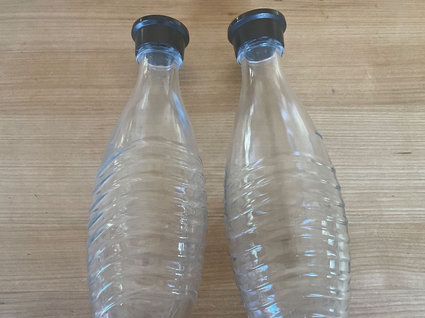 Sodastream Sonstiges für Haushalt & Wohnen: 2 Glasflaschen SodaStream – Gebraucht aus Trimstein von gkt 1