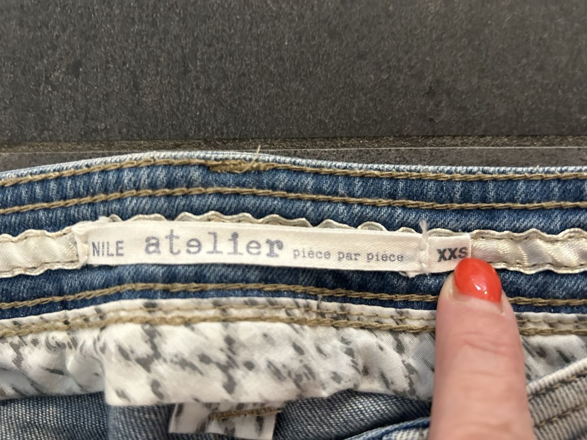 Nile Jeans: Nie getragene Nile Jeans – Neu (gemäss Beschreibung) aus Bellmund von t.a.01 2