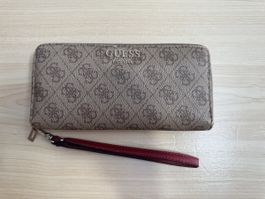 GUESS Portemonnaie Monogramm Zip Around Braun