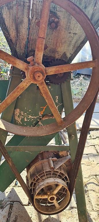 Tutte le macchine: Beerenmühle – Usato da Rorbas venduto da philips1 2