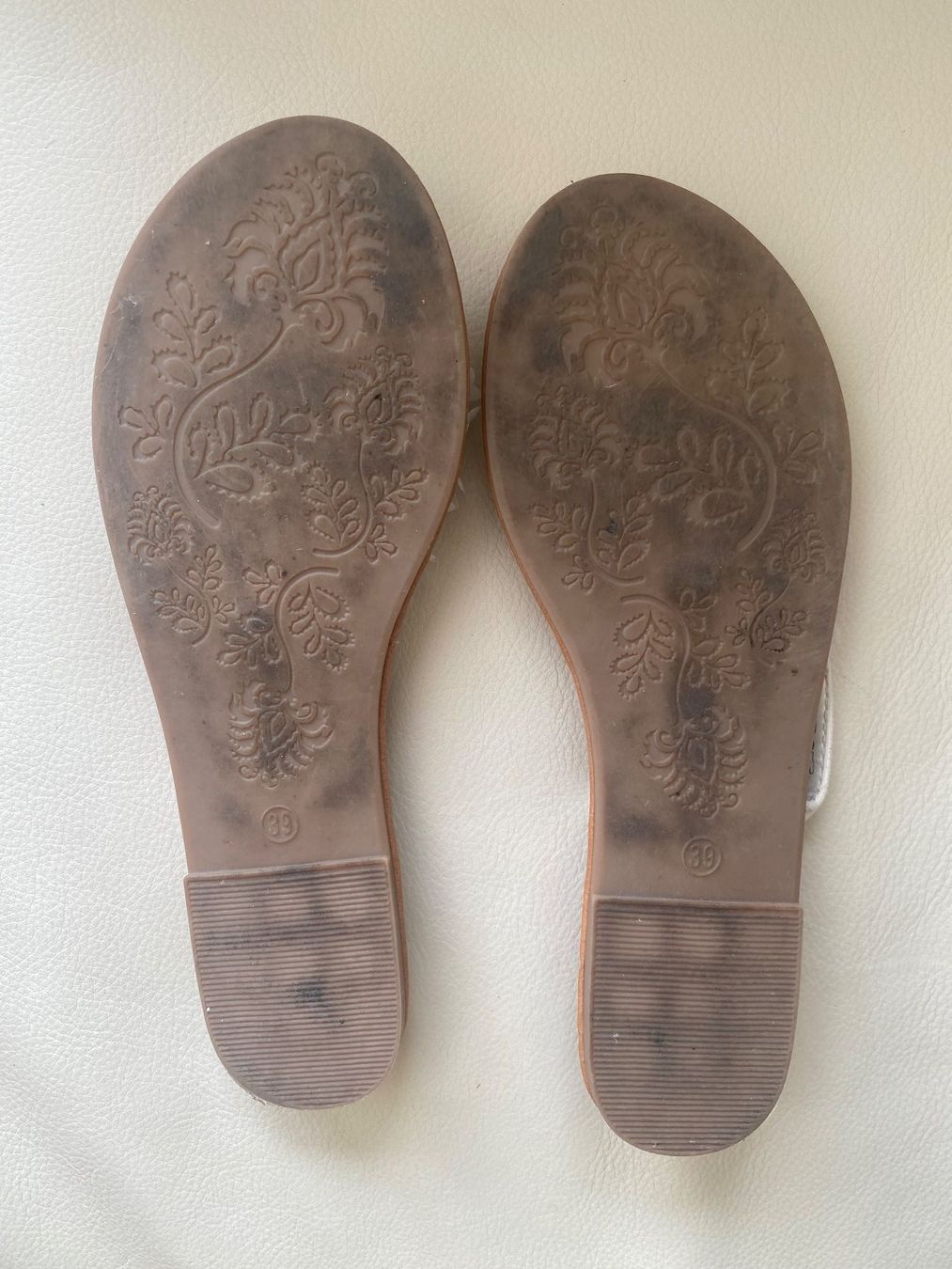 Graceland Chaussures femmes: SUMMERTIME - stilvolle Flip-Flops mit Décor, weiss, 39 – D'occasion à Winkel par ferrari2022 6