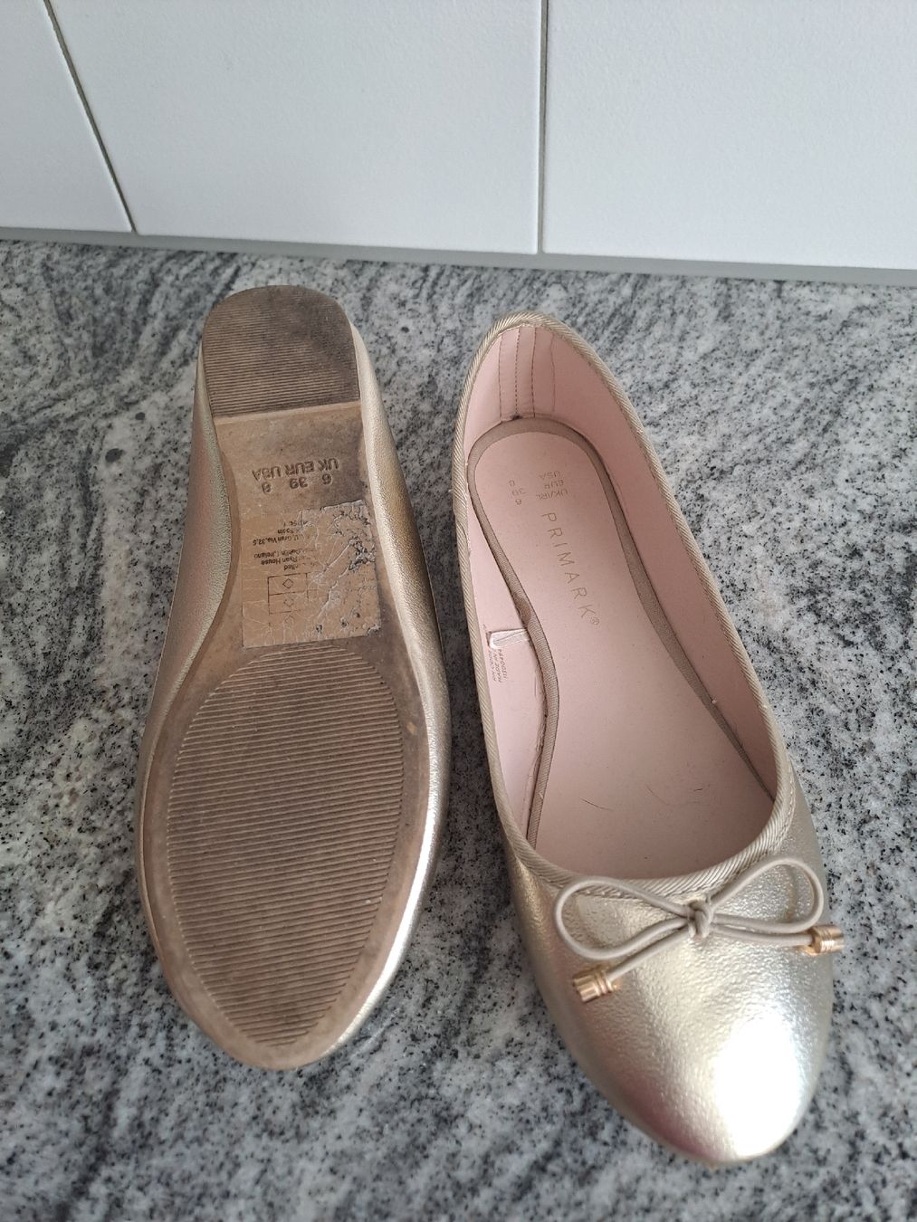 Scarpe da donna: Ballerinas Gold Grösse 39 – Usato da Rickenbach LU venduto da bishiida 1