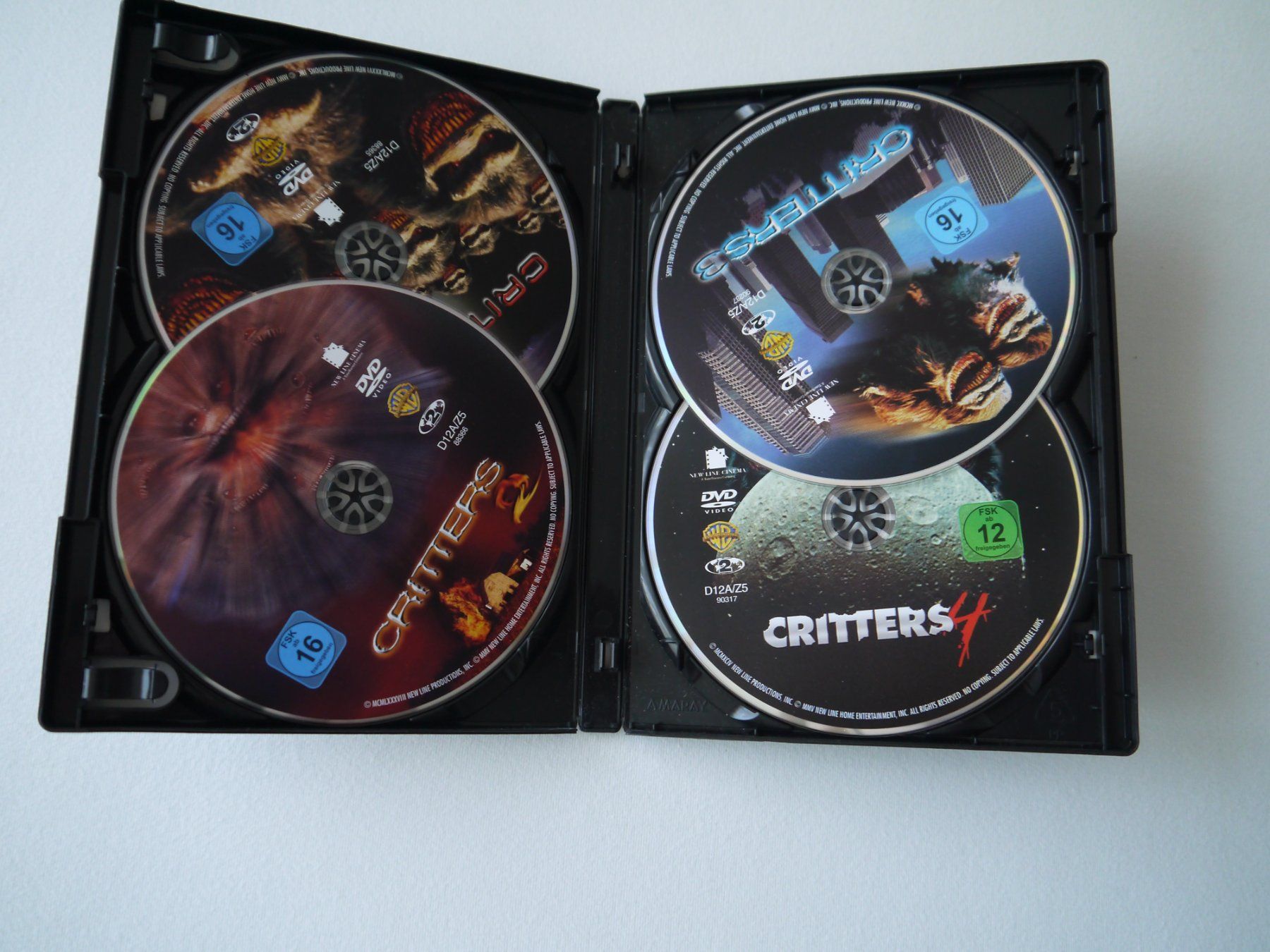 Tutti i DVDs: CRITTERS Collection 1-4 – Usato da Hagendorn venduto da Blaf 1