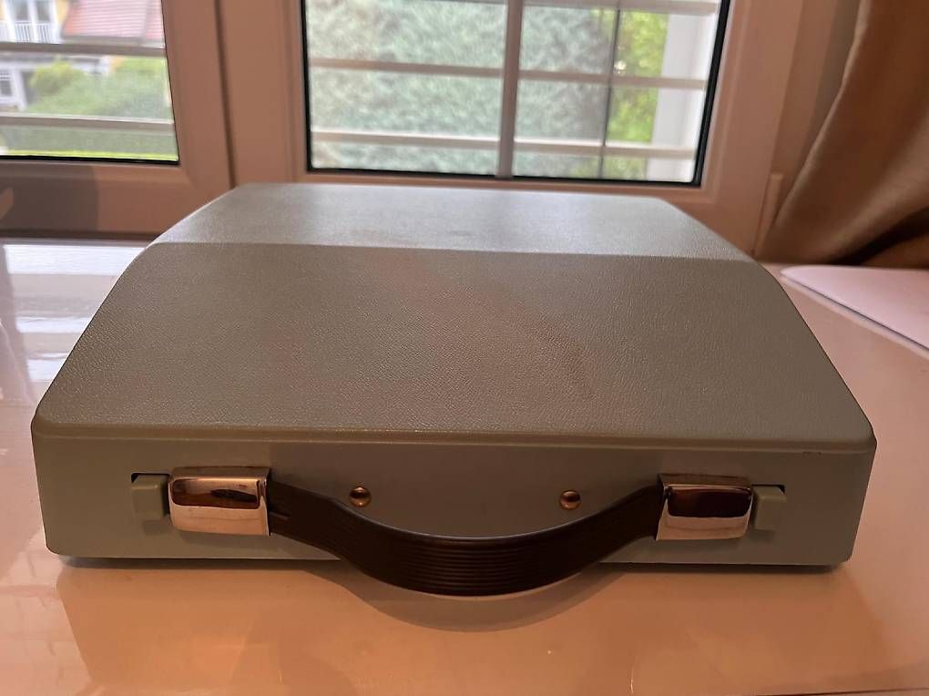 Macchine da scrivere: Machine à écrire vintage Royal 200 à vendre – Usato da Gland venduto da dea_xgm6 1